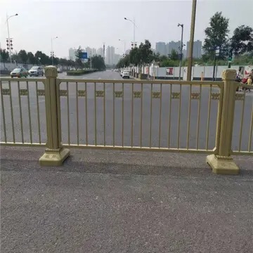 拆高速公路波形钢护栏的工具