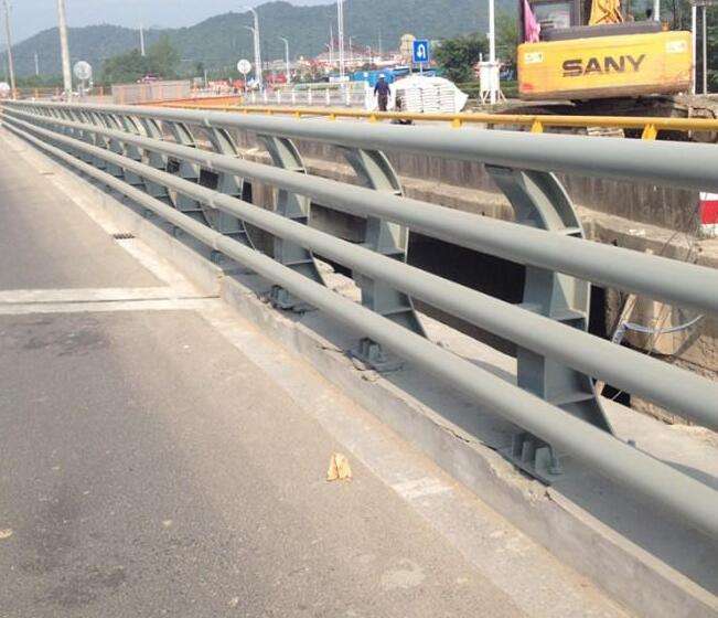 边框式高速公路护栏网价格