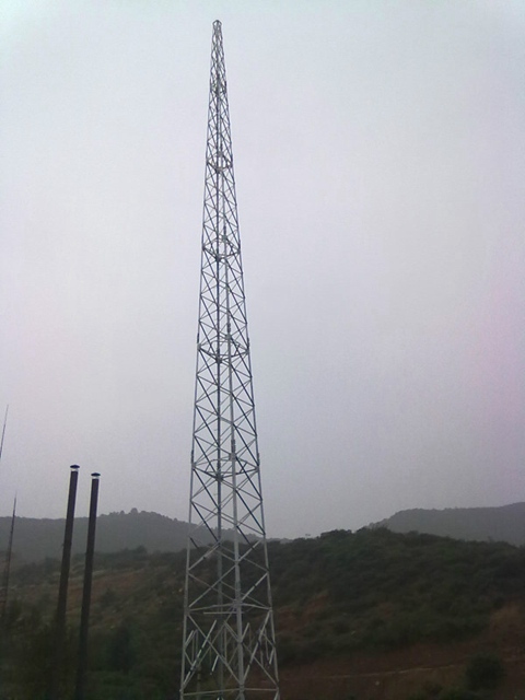 避雷线塔周围要做围栏