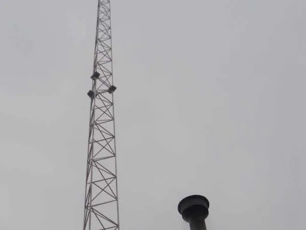 三角圆钢避雷塔优势