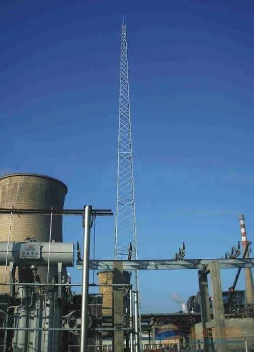 空旷地方避雷塔