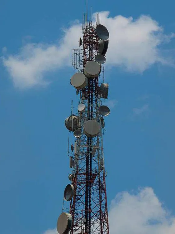 小区楼上有移动通信发