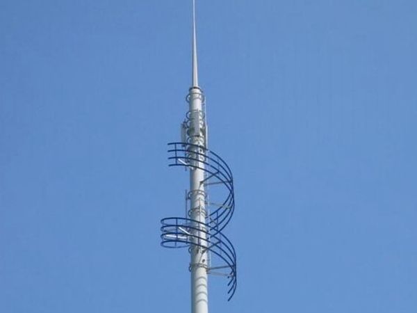珠穆朗玛峰的信号塔