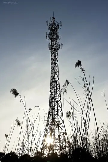 珠峰6500米信号塔
