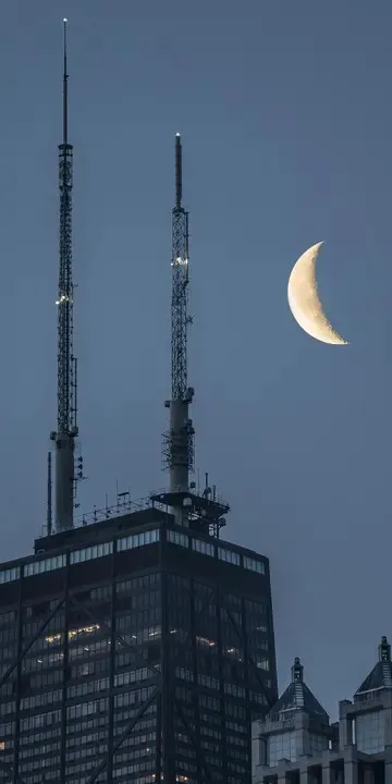 亮化市通讯塔效果图