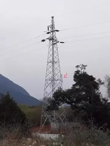 两百多米就有一个信号塔