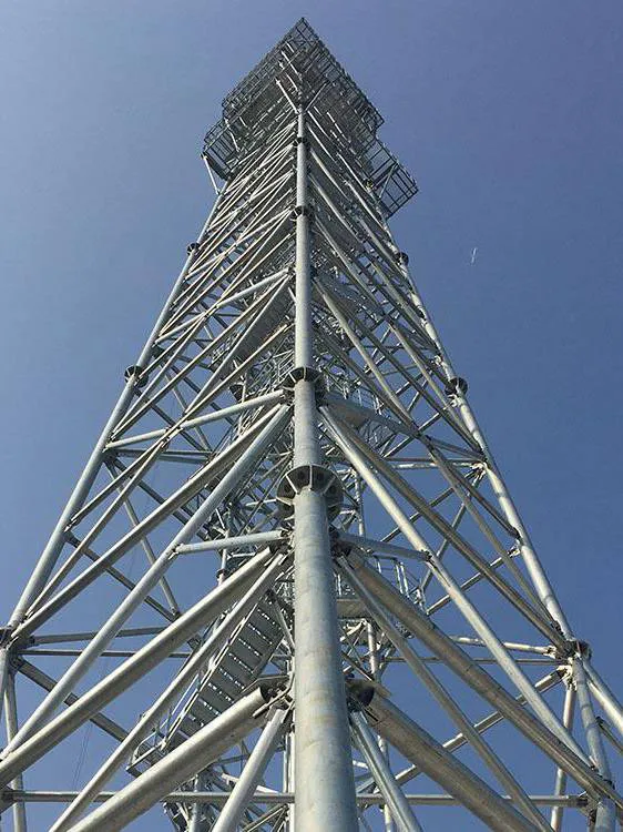 宿舍楼顶的信号屏蔽塔