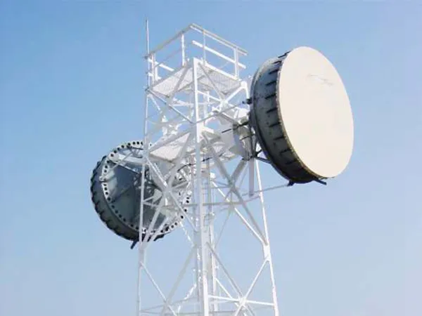 宿舍楼顶安装移动信号塔