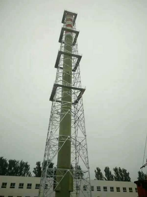 烟囱塔架安装施工过程