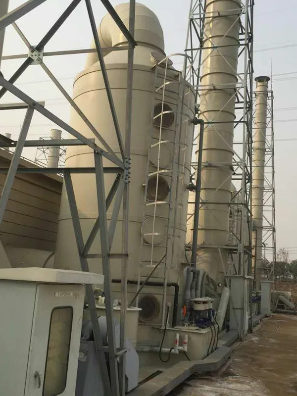 化工烟筒塔图片