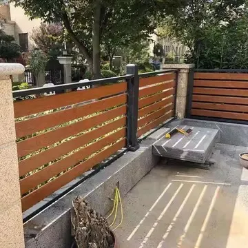 镀锌高速护栏板厂家