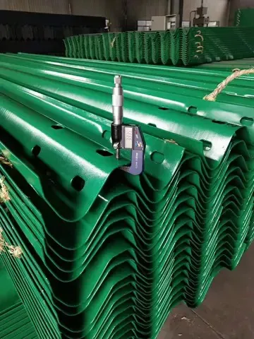 镀锌高速护栏板哪家好