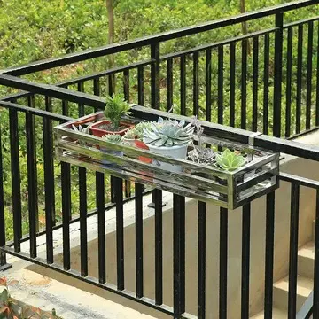 恩施高速公路波形护栏安装队