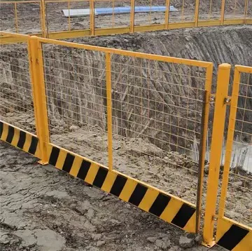 山东高速波形护栏设备