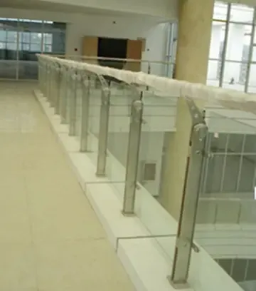 山东高速防护栏价格