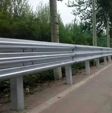 山东高速更换护栏项目雅涵