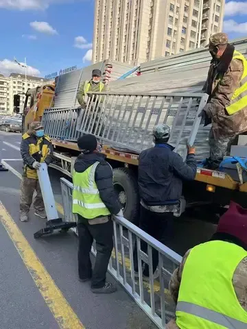 镀锌高速公路护栏价格