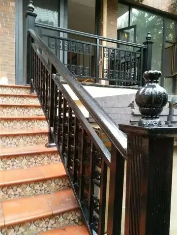 山东高速公路更换护栏工程