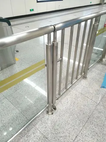 山东高速公路护栏板报价