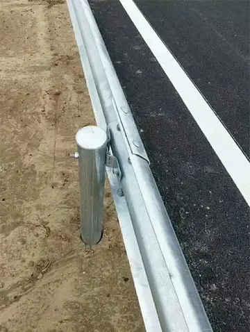 山东高速公路护栏板生产设备