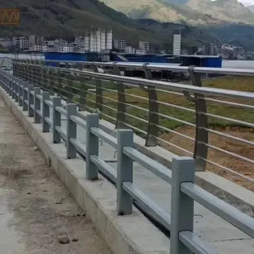 山东高速公路护栏厂家联系方式