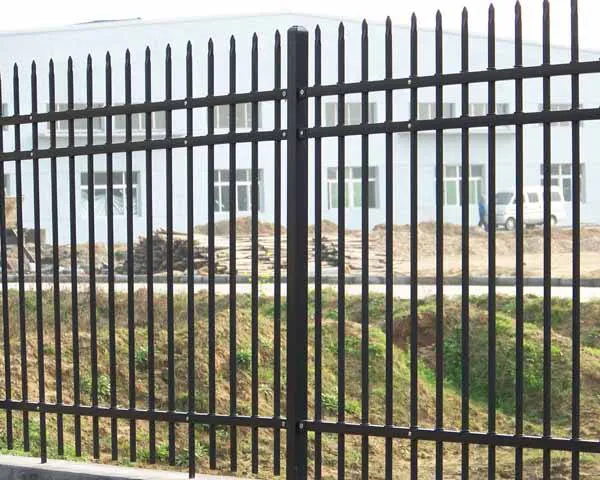 山东高速护栏板换新