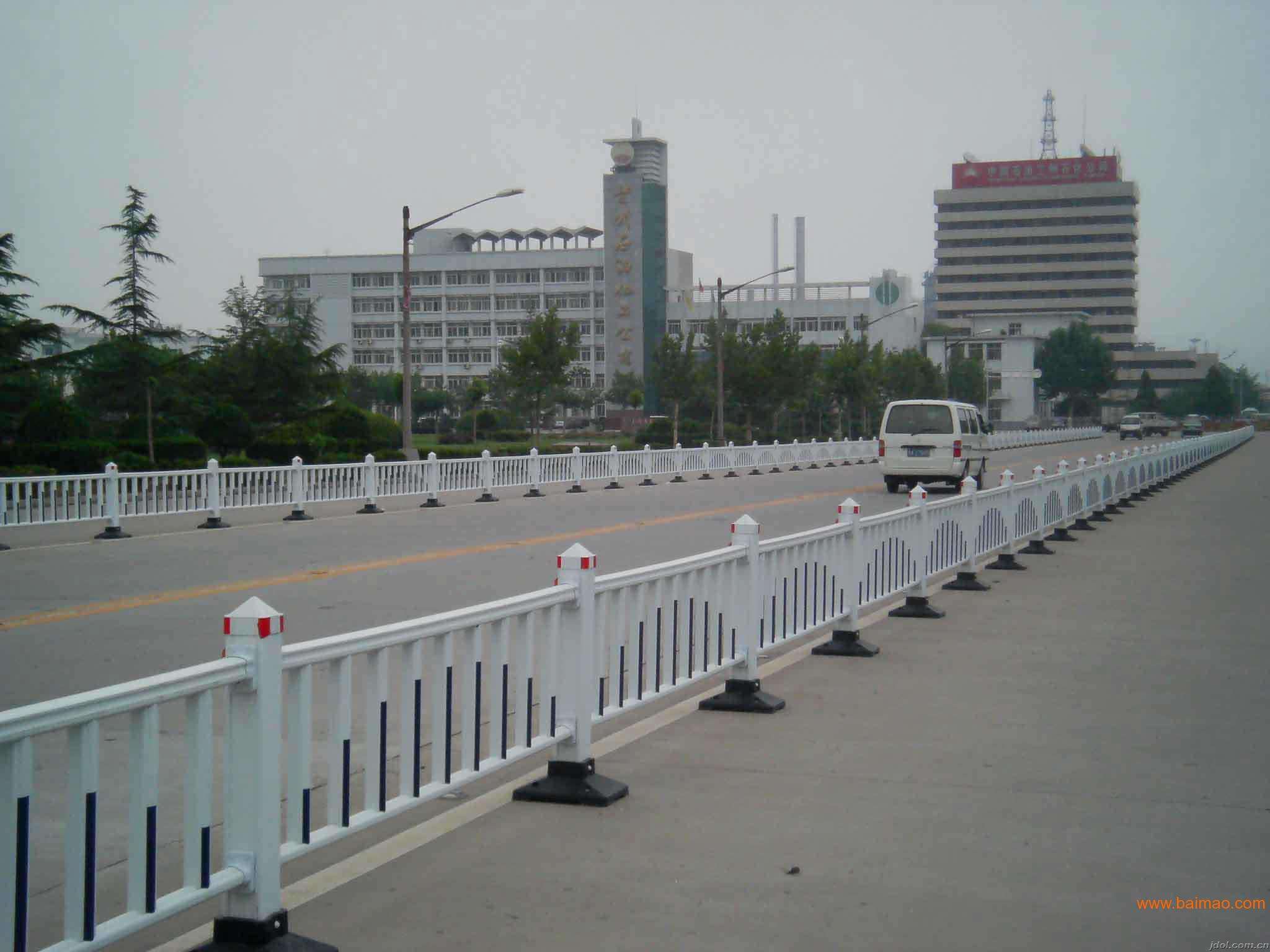 原平高速公路护栏板滚压线