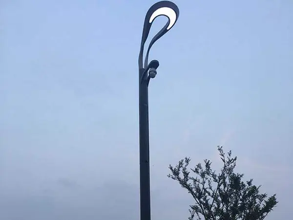 30米四角监控塔_抗风能力强_安装方案