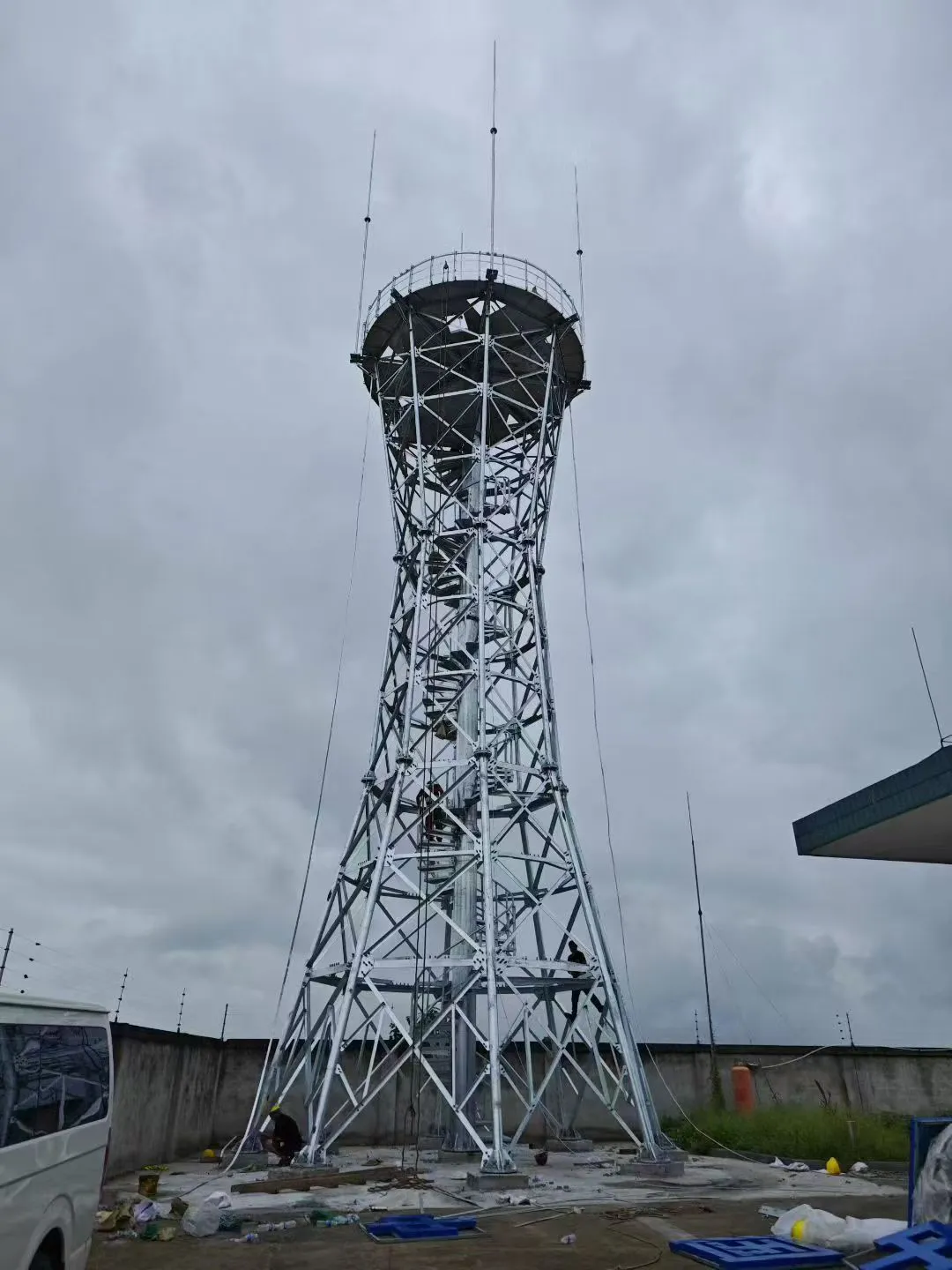 监控塔与供电系统｜供电方案选择指南